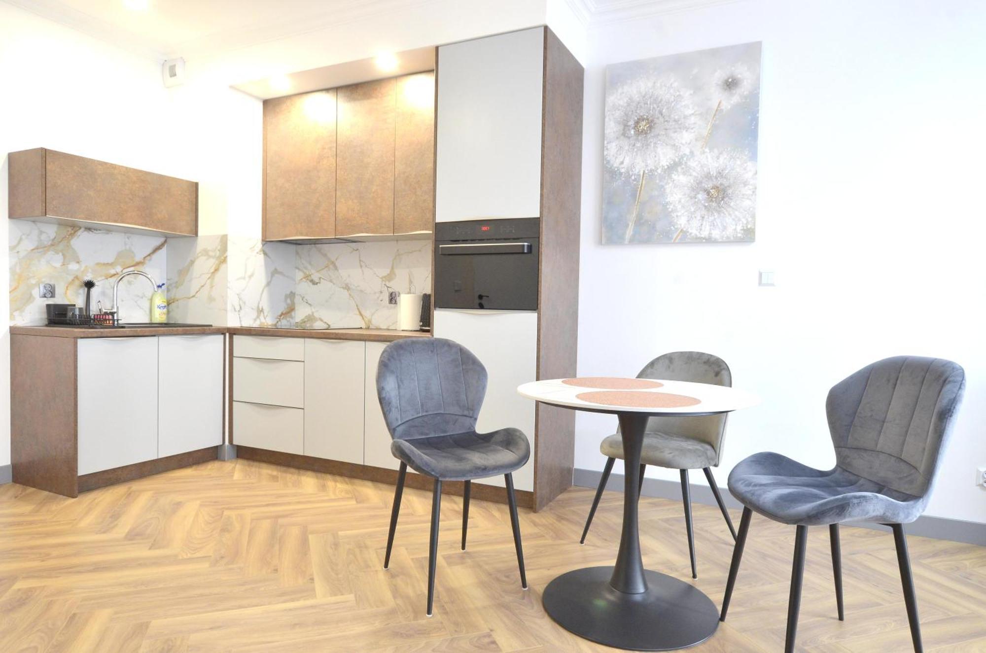 Апартаменти Private Parking, Secure Building - Old Town & Main Station Гданськ